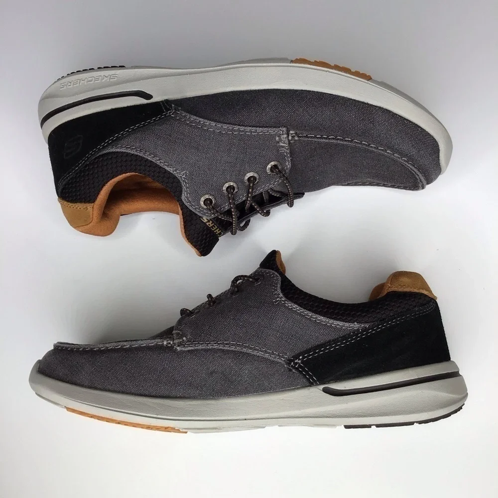 Skechers Relaxed Fit Elent-Mosen Boat Shoe.